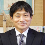 前田賢一校長